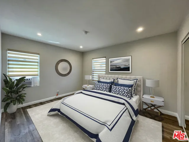 2012 S Holt Avenue, Los Angeles, California 90034