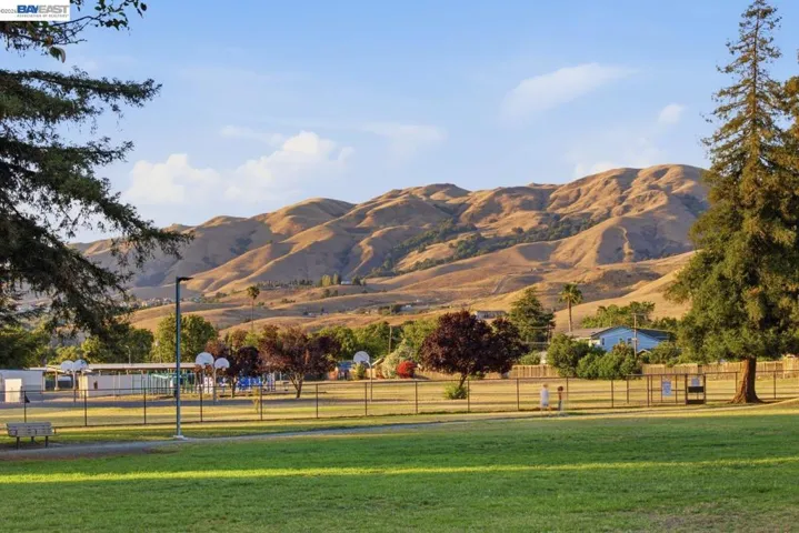 167 Lawton Dr, Milpitas, California 95035