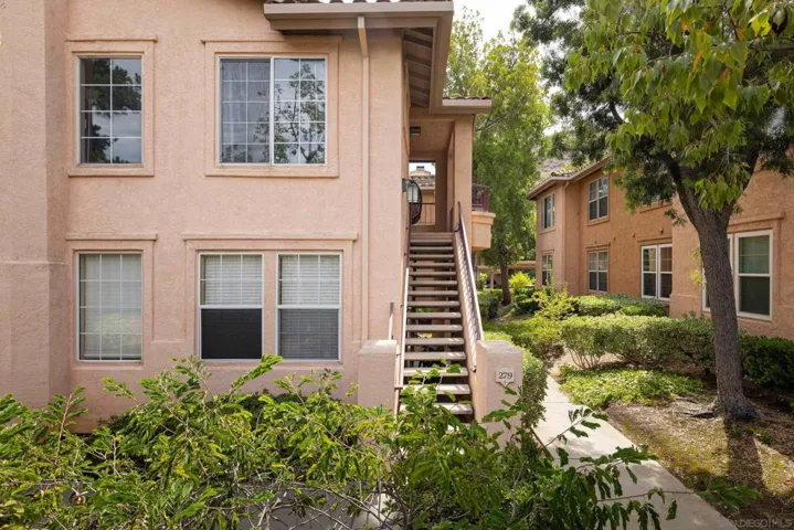 18656 Caminito Cantilena 279, San Diego, California 92127