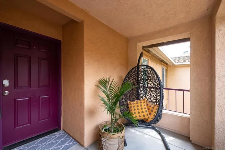 18656 Caminito Cantilena 279, San Diego, California 92127