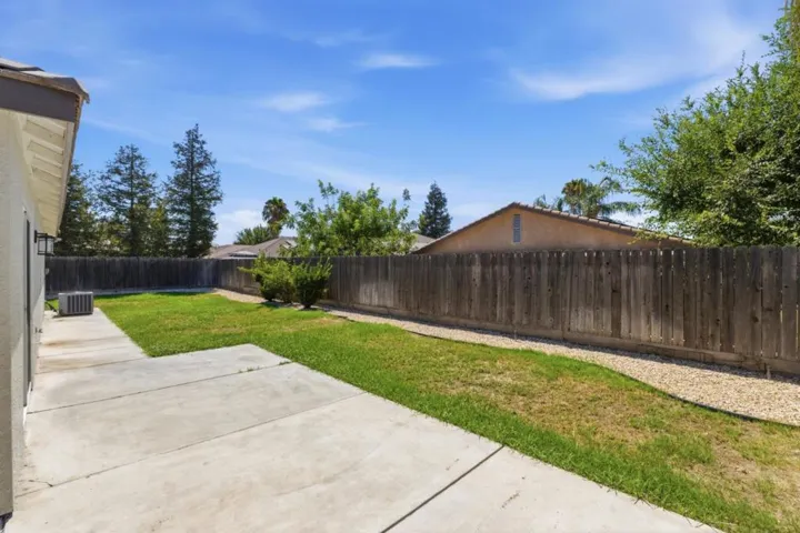 3709 Harris Road, Bakersfield, California 93313