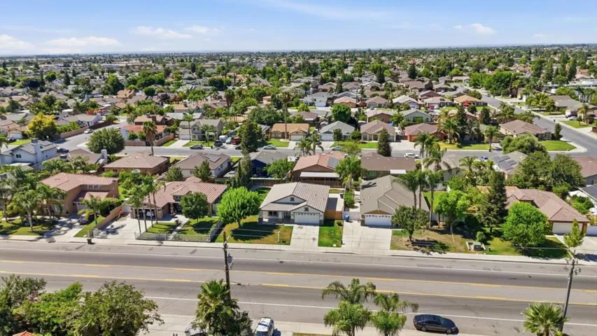 3709 Harris Road, Bakersfield, California 93313