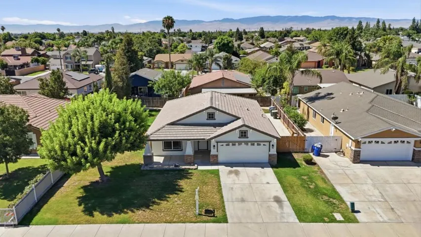 3709 Harris Road, Bakersfield, California 93313