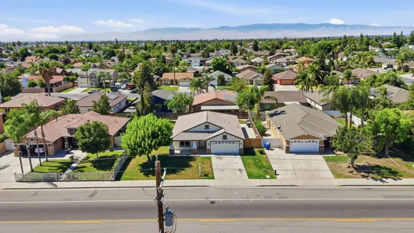 3709 Harris Road, Bakersfield, California 93313