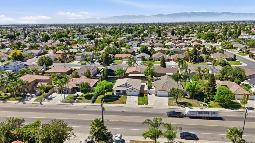 3709 Harris Road, Bakersfield, California 93313