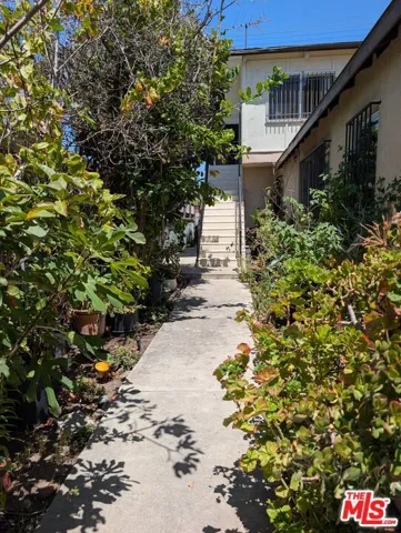 13217 Venice Boulevard, Los Angeles, California 90066