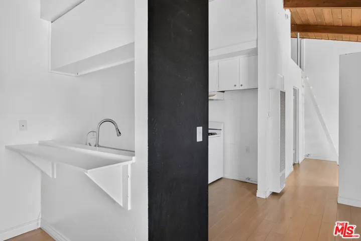 13217 Venice Boulevard, Los Angeles, California 90066