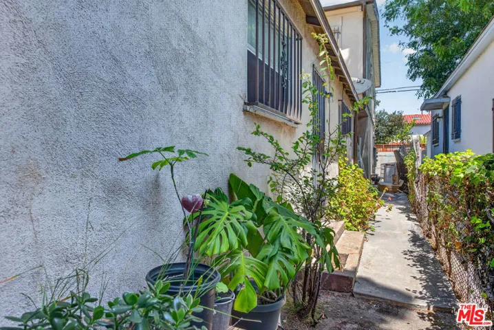 13217 Venice Boulevard, Los Angeles, California 90066