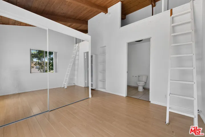 13217 Venice Boulevard, Los Angeles, California 90066