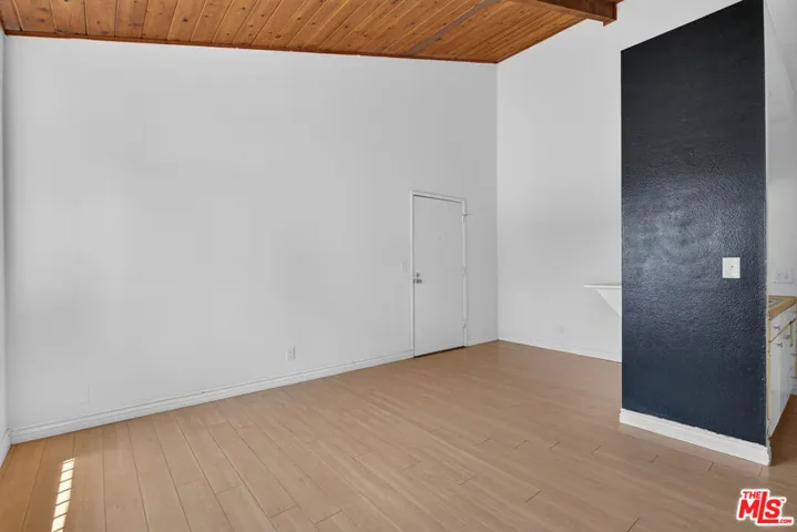 13217 Venice Boulevard, Los Angeles, California 90066