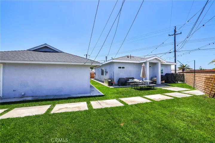17301 Beach Boulevard 1a, Huntington Beach, California 92647