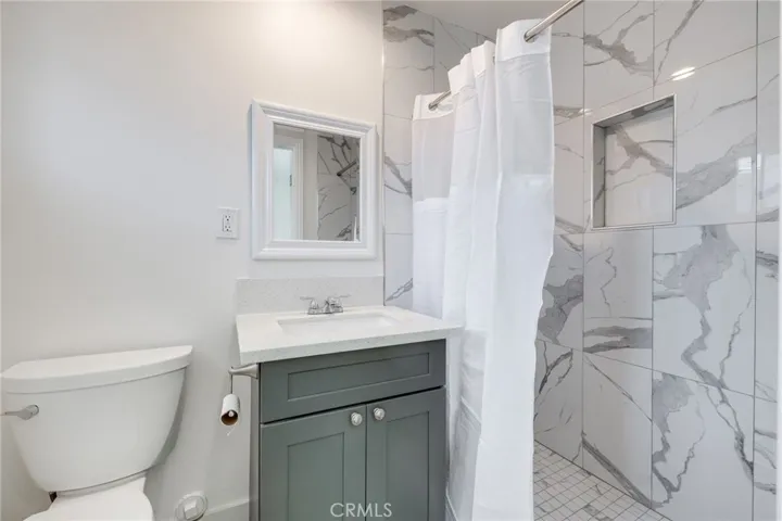 17301 Beach Boulevard 1a, Huntington Beach, California 92647