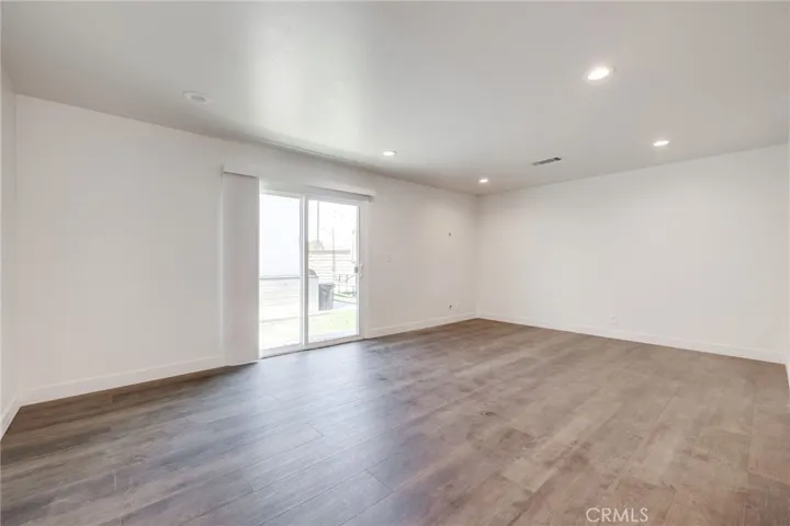 17301 Beach Boulevard 1a, Huntington Beach, California 92647