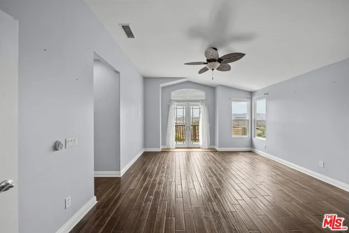 28760 Bridger Court, Santa Clarita, California 91390