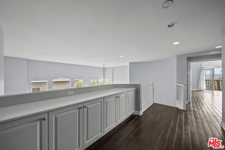 28760 Bridger Court, Santa Clarita, California 91390