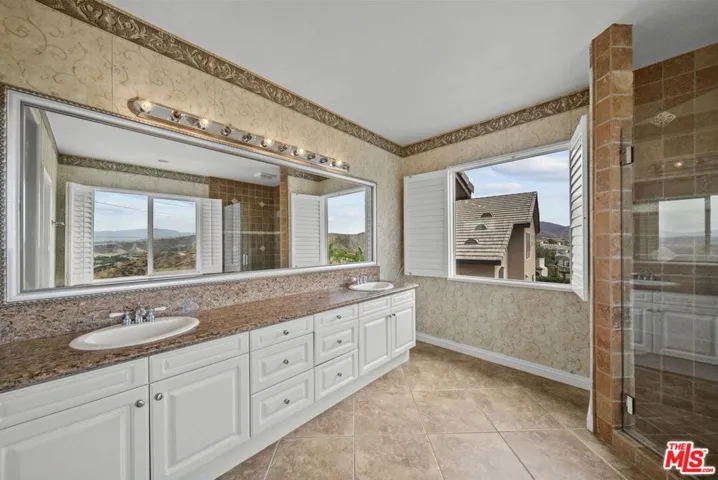 28760 Bridger Court, Santa Clarita, California 91390