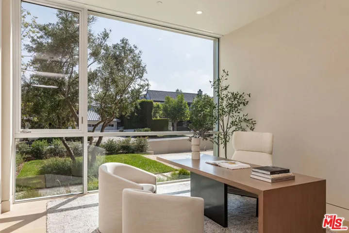634 Moreno Avenue, Los Angeles, California 90049