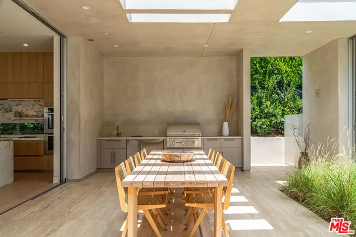 634 Moreno Avenue, Los Angeles, California 90049