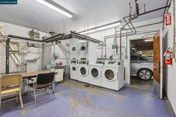 424 Staten 308, Oakland, California 94610