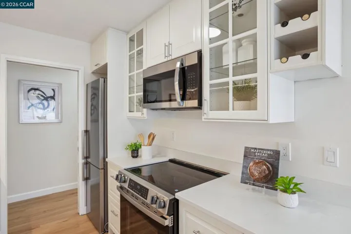424 Staten 308, Oakland, California 94610