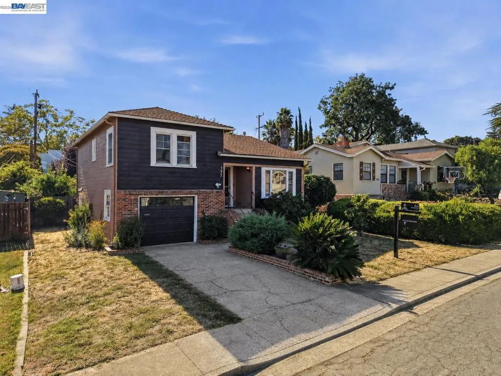 137 Viewmont Ave