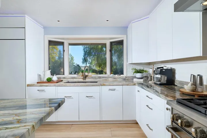 17505 Corte Lomas Verdes, Poway, California 92064