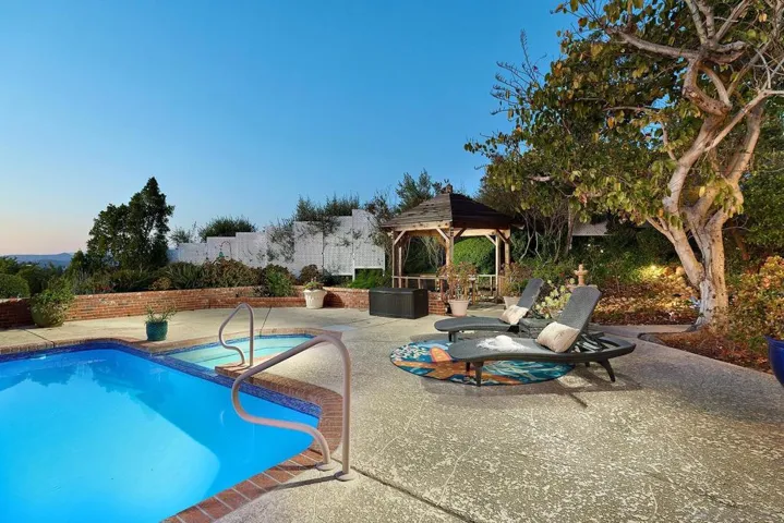 17505 Corte Lomas Verdes, Poway, California 92064