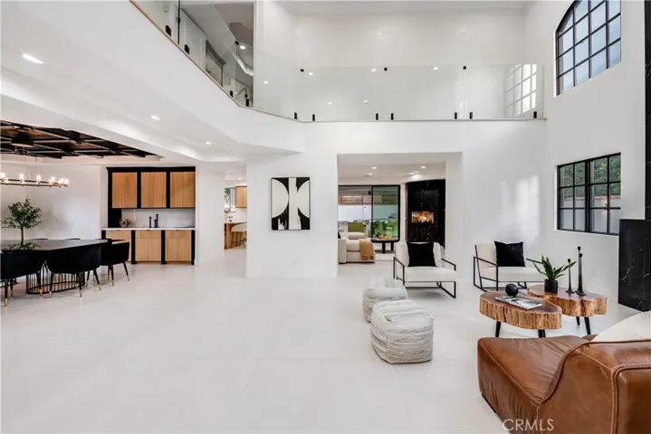 4906 Rubio Avenue, Encino, California 91436