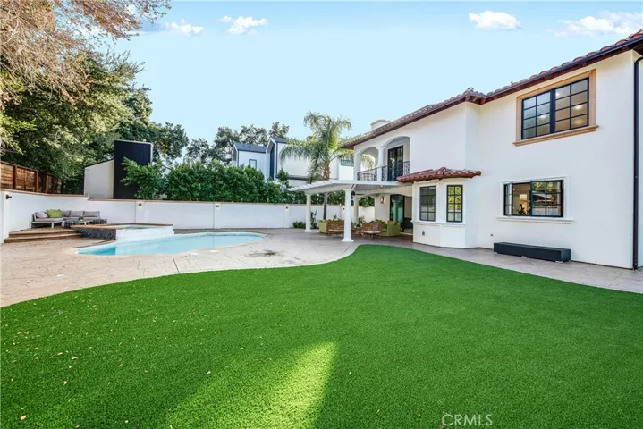 4906 Rubio Avenue, Encino, California 91436