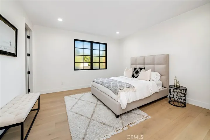 4906 Rubio Avenue, Encino, California 91436