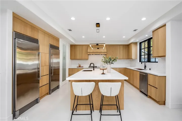 4906 Rubio Avenue, Encino, California 91436
