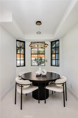 4906 Rubio Avenue, Encino, California 91436