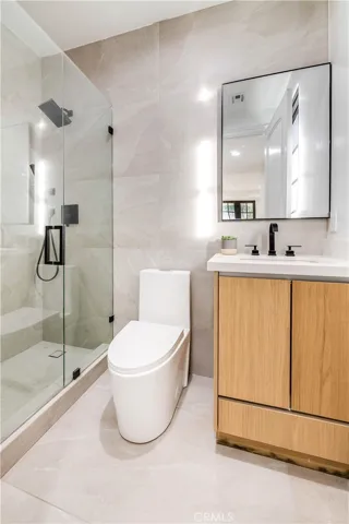 4906 Rubio Avenue, Encino, California 91436