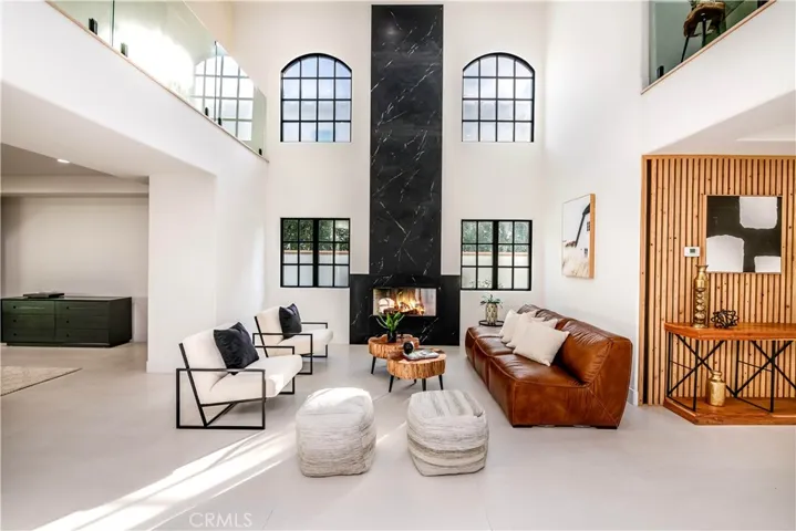 4906 Rubio Avenue, Encino, California 91436