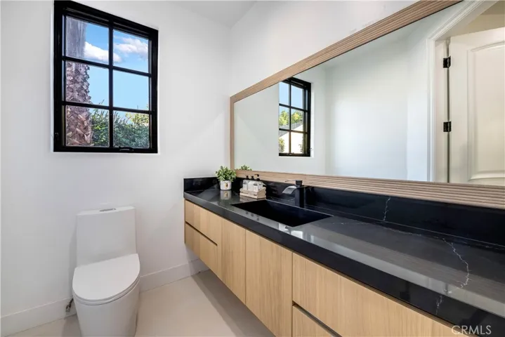 4906 Rubio Avenue, Encino, California 91436