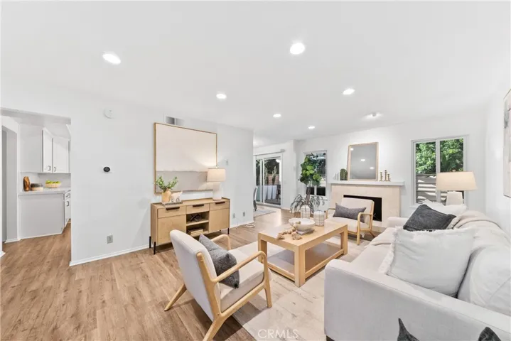 51 Ashbrook 67, Irvine, California 92604