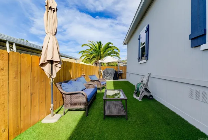 718 Sycamore Avenue, Vista, California 92083