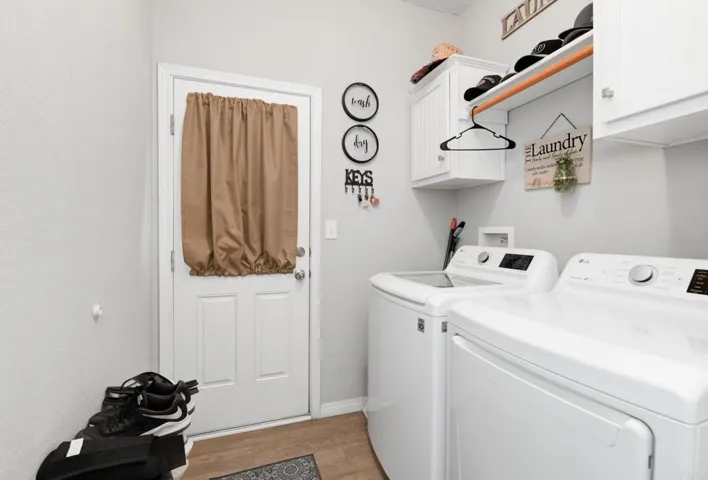 718 Sycamore Avenue, Vista, California 92083