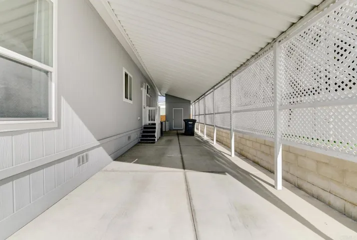 718 Sycamore Avenue, Vista, California 92083