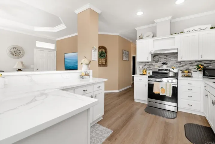 718 Sycamore Avenue, Vista, California 92083