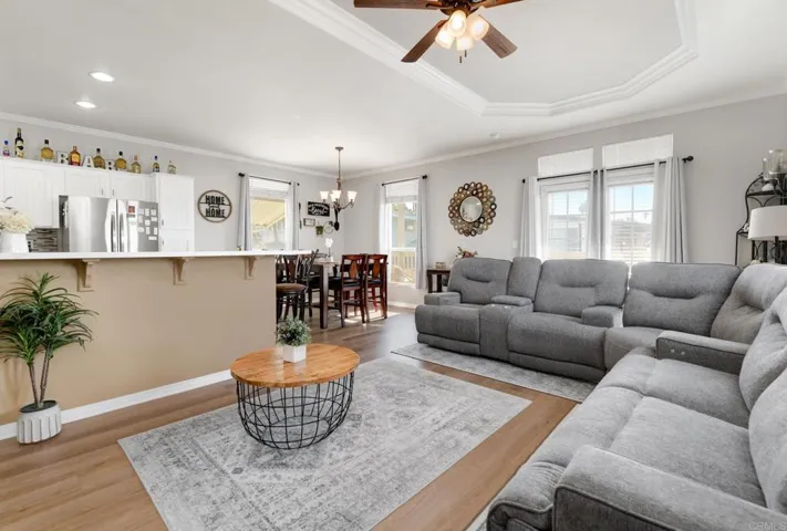 718 Sycamore Avenue, Vista, California 92083