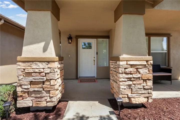 1204 Grassy Hollow, Paso Robles, California 93446