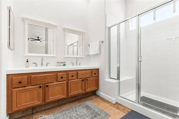 1204 Grassy Hollow, Paso Robles, California 93446