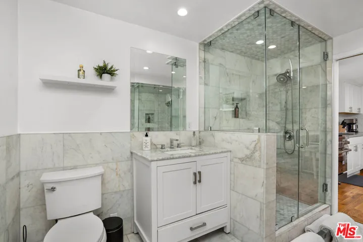 4734 Los Feliz Boulevard, Los Angeles, California 90027