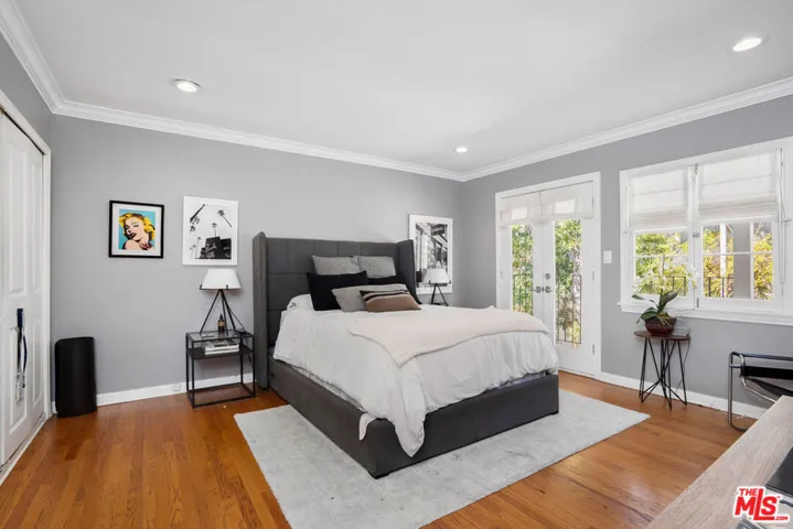 4734 Los Feliz Boulevard, Los Angeles, California 90027