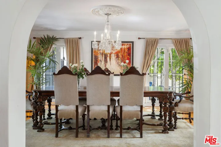 4734 Los Feliz Boulevard, Los Angeles, California 90027