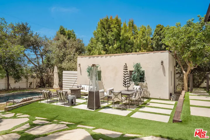 4734 Los Feliz Boulevard, Los Angeles, California 90027