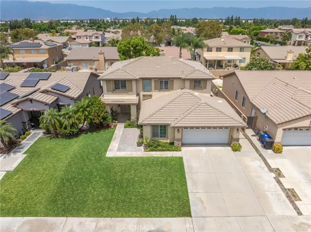17314 Redmaple Street, Fontana, California 92337