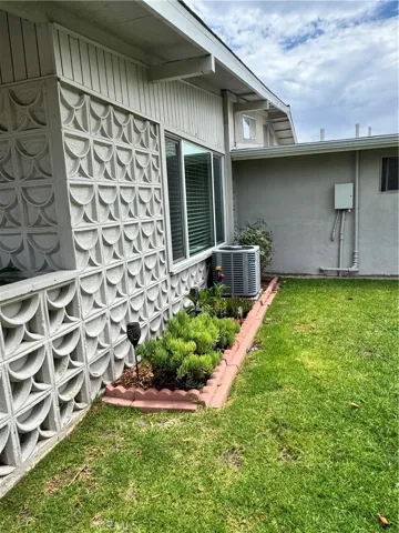 Side View/Dining Room Window