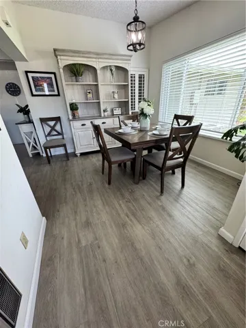 1075 Brookline Rd, Seal Beach, California 90740